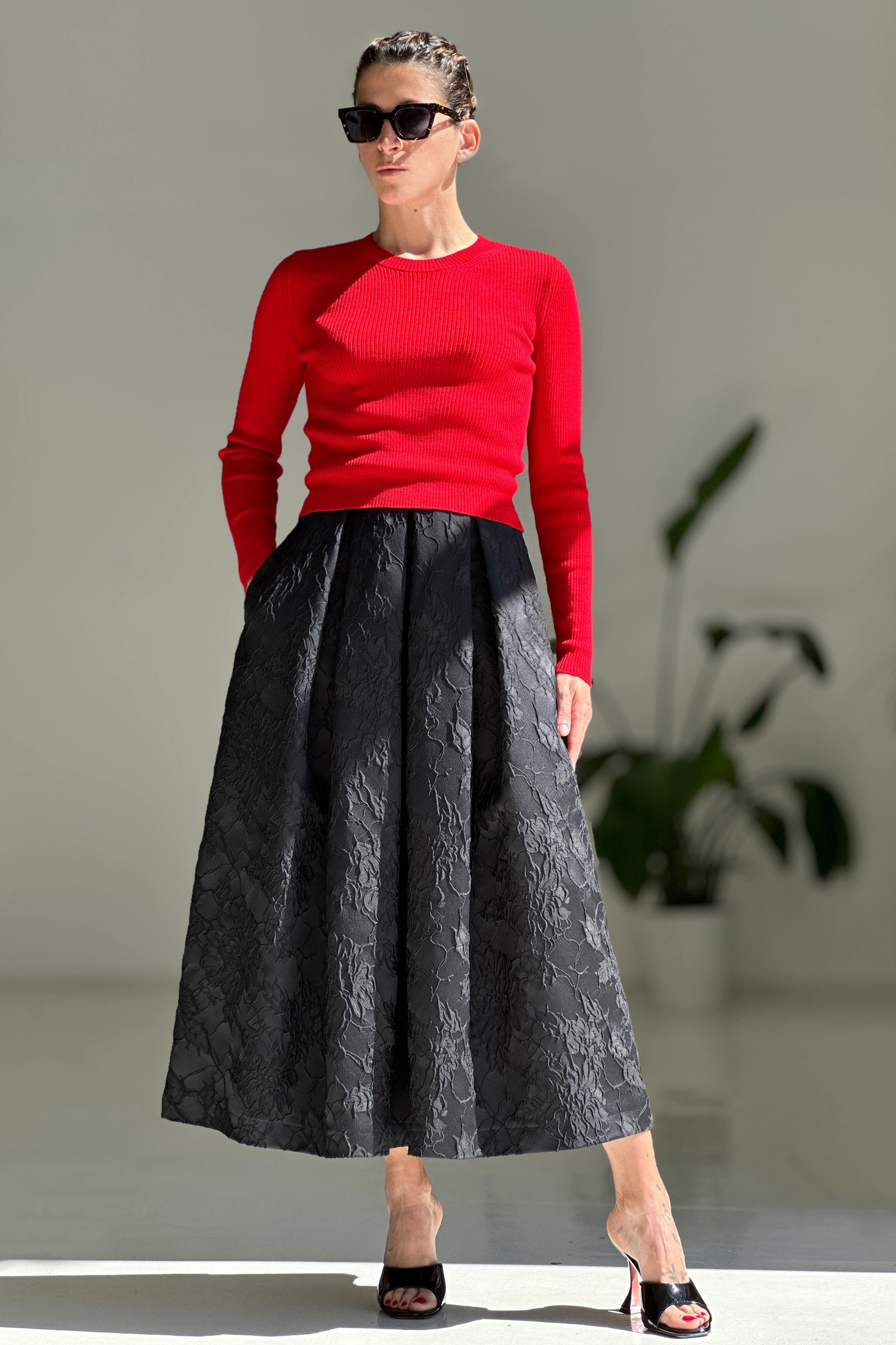 Black jacquard skirt